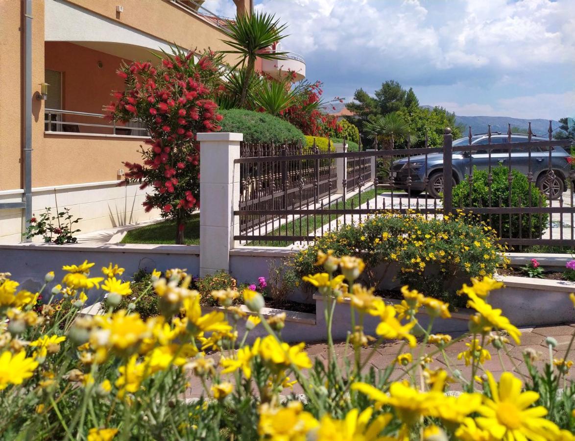 Apartmani Skejic Split Bagian luar foto