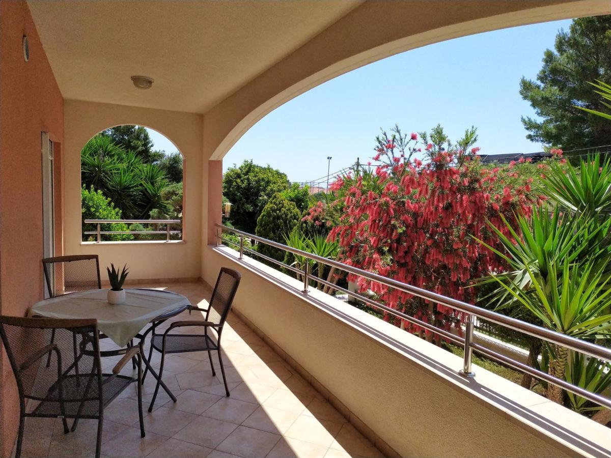 Apartmani Skejic Split Bagian luar foto