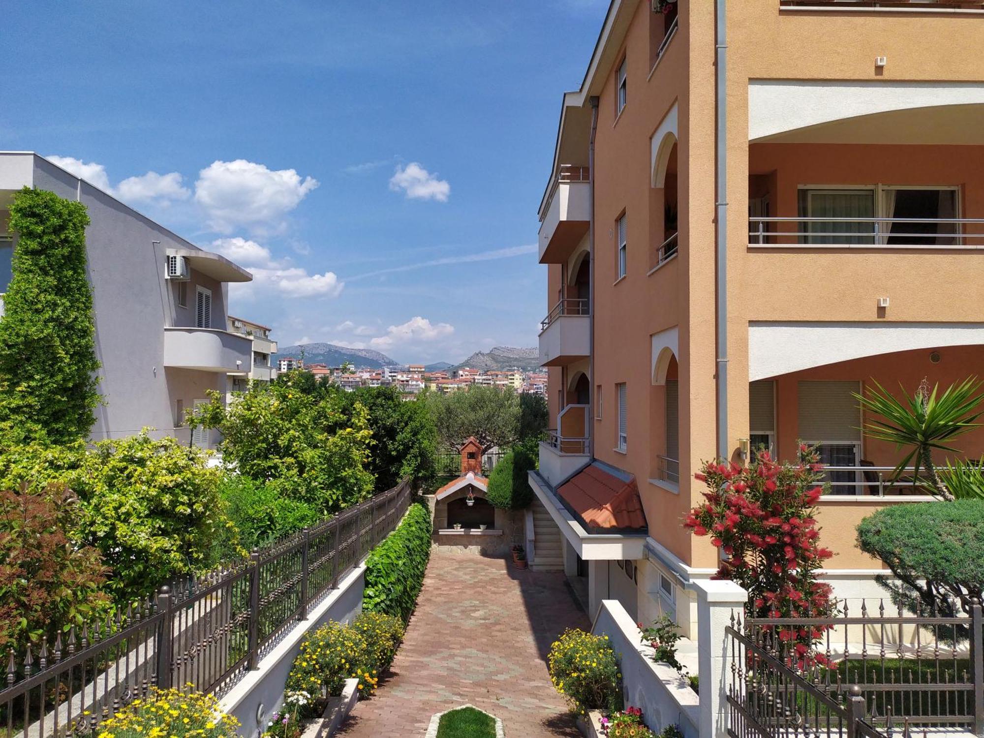 Apartmani Skejic Split Bagian luar foto